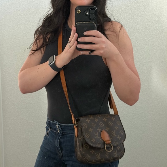Louis Vuitton Monogram Saint Cloud MM Crossbody Bag - Picture 2 of 15